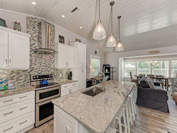 Anna Maria Island Holmes Beach Home 957523