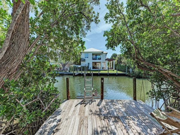 Anna Maria Island Holmes Beach Home 957523
