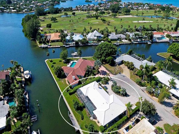 Anna Maria Island Holmes Beach Home 957526