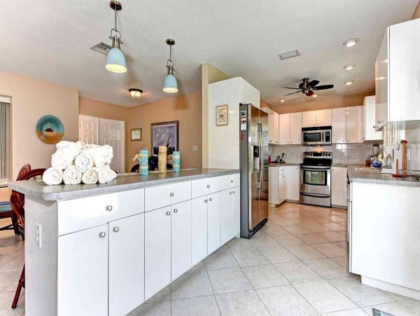 Anna Maria Island Holmes Beach Home 957526