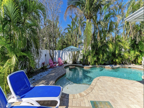 NEW ARRIVAL JUST RENOVATED NEW POOL ANNA MARIA iSLAND