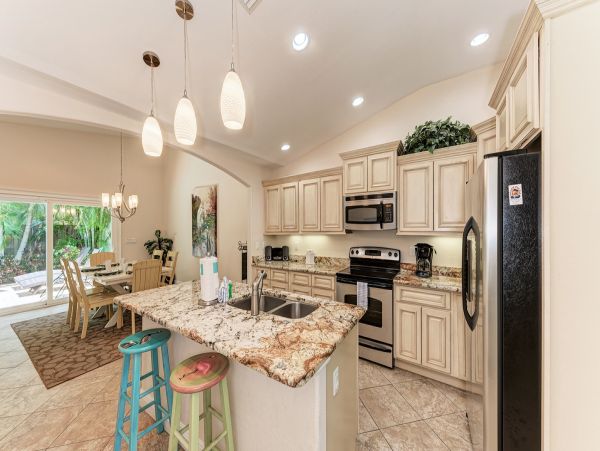 Anna Maria Island Holmes Beach Home 957531