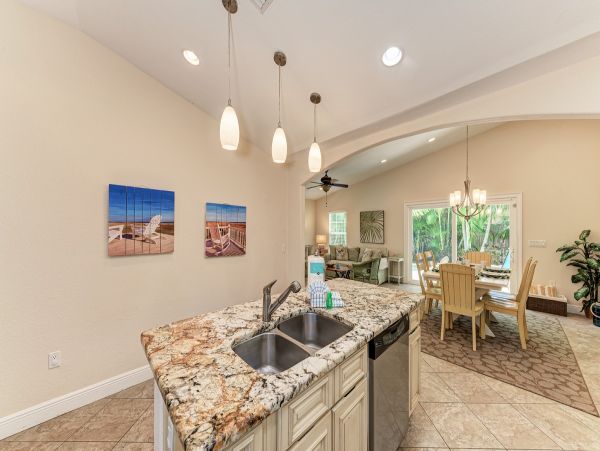 Anna Maria Island Holmes Beach Home 957531