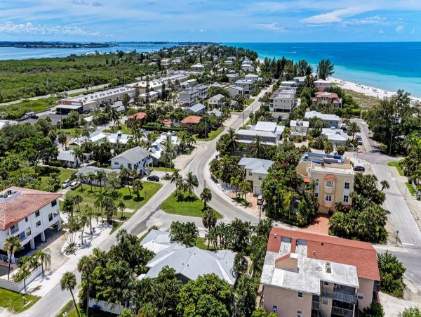 Anna Maria Island Holmes Beach Home 957531
