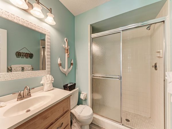 Holmes Beach 2 Bedroom Duplex Just Minutes from the Beach