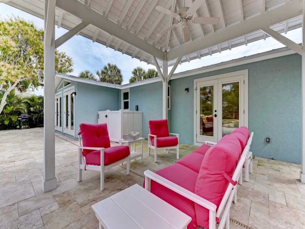 Anna Maria Island Vacation Pool Home Sleeps 6 Guests