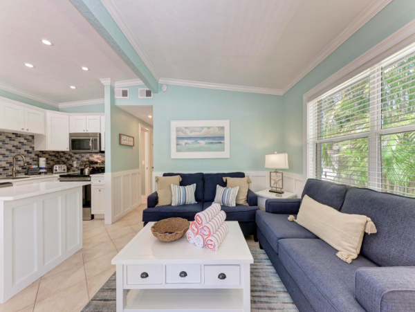 Charming Holmes Beach Rental with Private Pool - Very Close to Beach