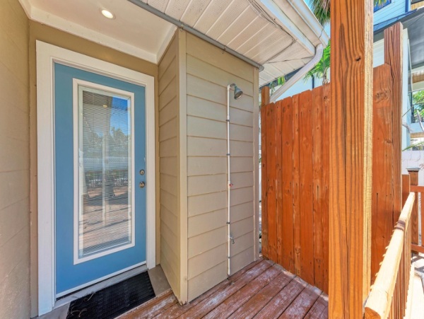 Charming Holmes Beach Rental with Private Pool - Very Close to Beach