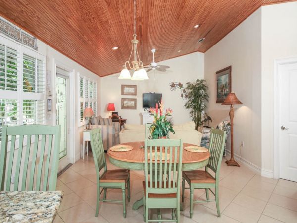 Anna Maria Island Holmes Beach Home 957538