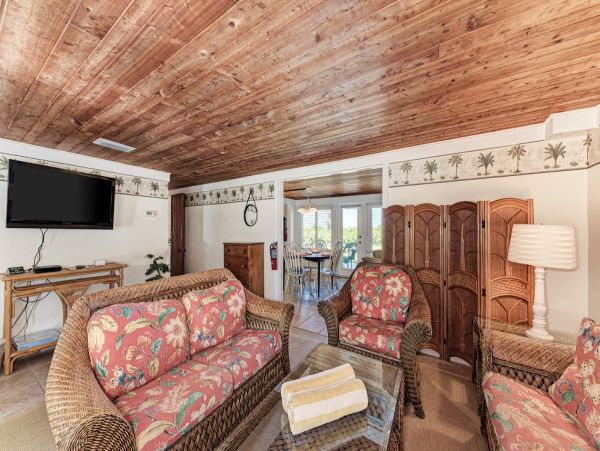 Anna Maria Island Holmes Beach Home 957540