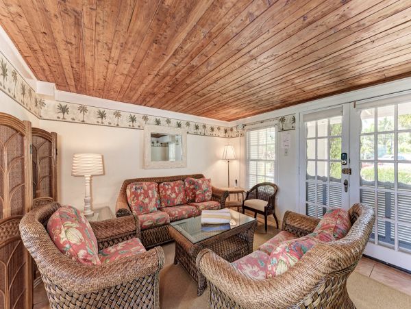 Anna Maria Island Holmes Beach Home 957540