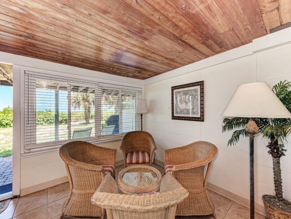 Anna Maria Island Holmes Beach Home 957540