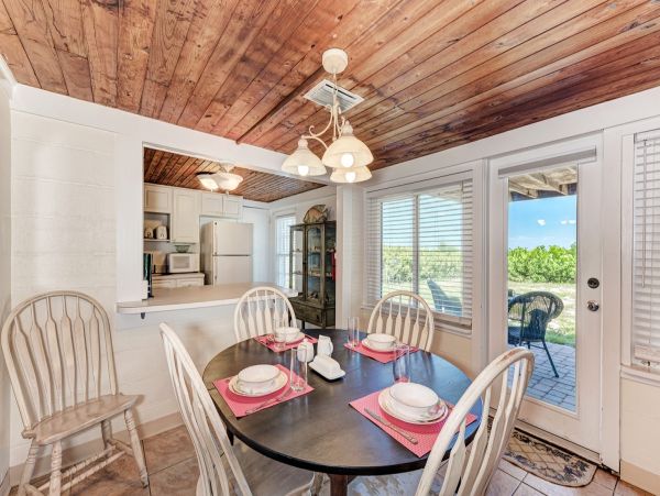 Anna Maria Island Holmes Beach Home 957540