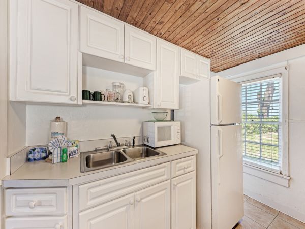 Anna Maria Island Holmes Beach Home 957540
