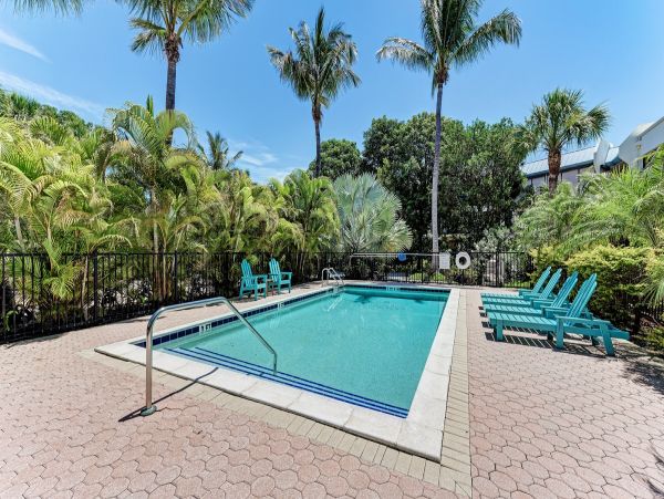 Anna Maria Island Beachfront Vacation Condo Two Bedrooms