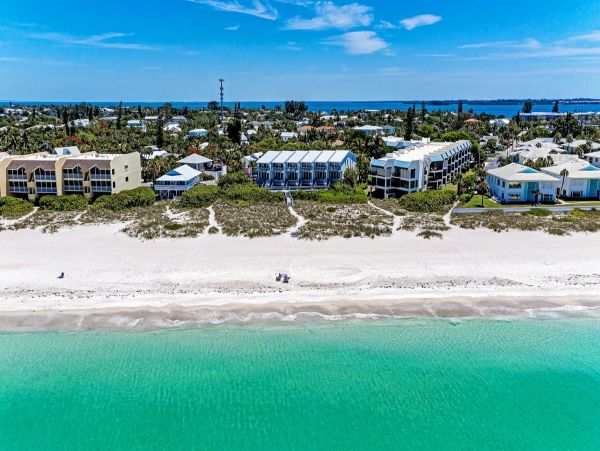 Anna Maria Island Beachfront Vacation Condo Two Bedrooms