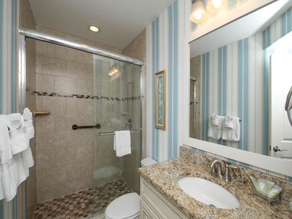 Cozy Holmes Beach Duplex Shared Pool  One Block to Beach