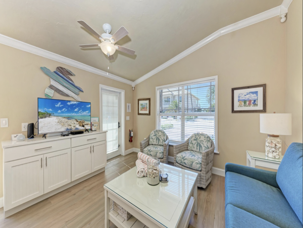 Anna Maria Island Vacation Rental Near Beach - Holmes Beach 1BR Condo with Pool