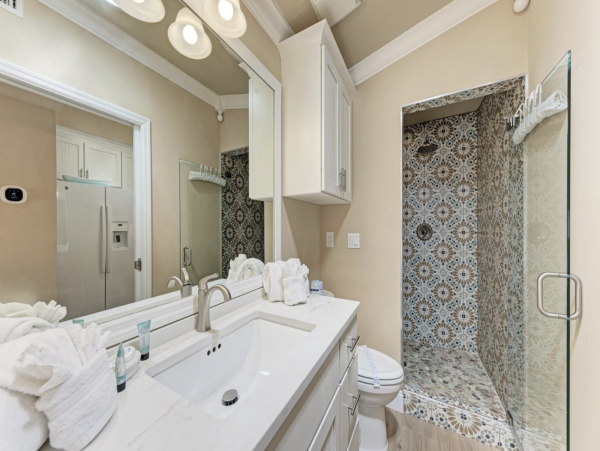 Anna Maria Island Vacation Rental Near Beach - Holmes Beach 1BR Condo with Pool