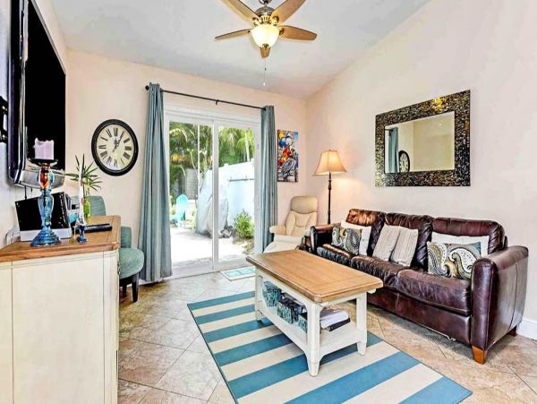 Holmes Beach Walk to the Beach Large Pool Stunning Home