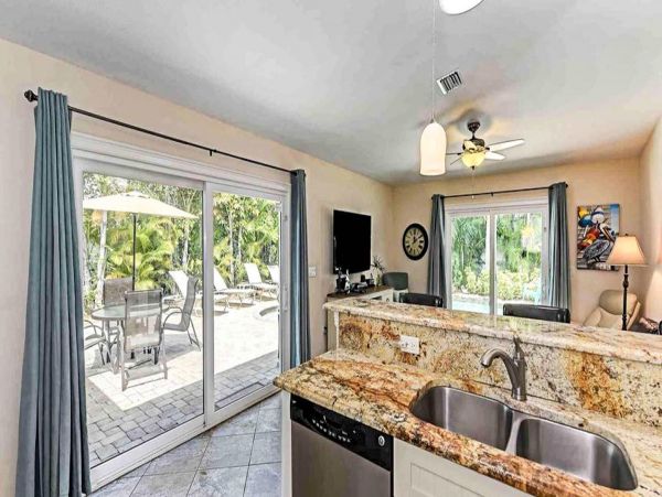 Holmes Beach Walk to the Beach Large Pool Stunning Home