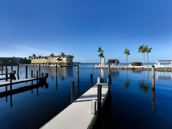 Tavernier Vacation Condo Two Bedroom Bay Views