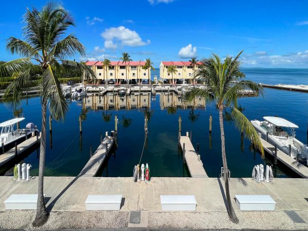 Tavernier Vacation Condo Two Bedroom Bay Views