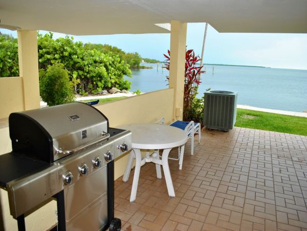 Tavernier Vacation Condo Two Bedroom Bay Views