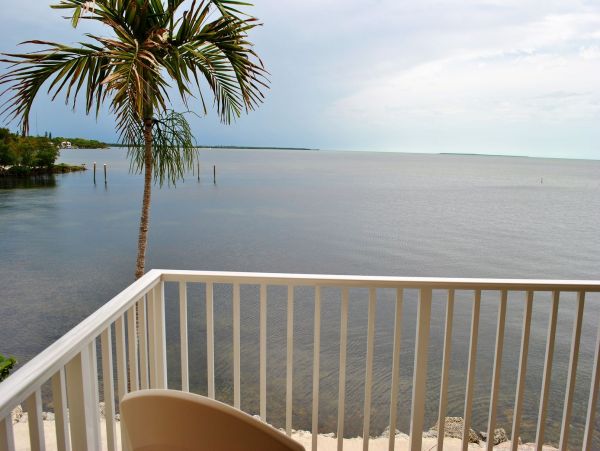 Tavernier Vacation Condo Two Bedroom Bay Views