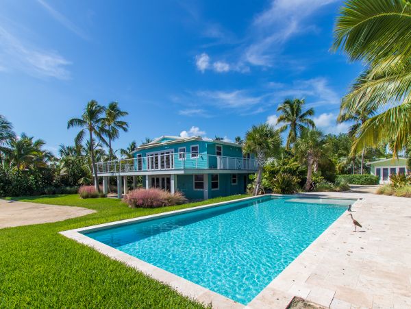Oceanfront Islamorada Vacation Estate Seven Bedrooms