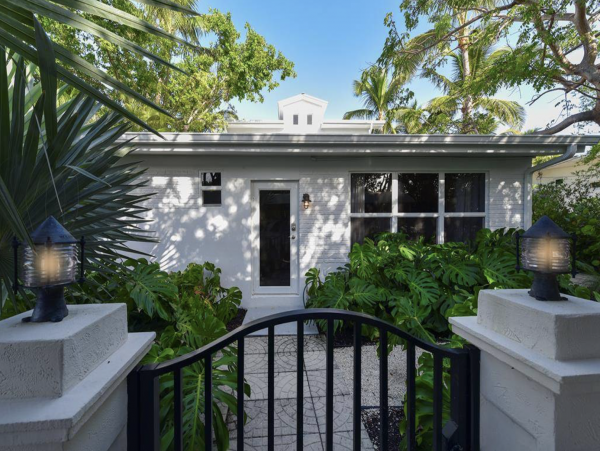 Oceanfront Islamorada Vacation Estate Seven Bedrooms