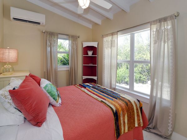 Oceanfront Islamorada Vacation Estate Seven Bedrooms