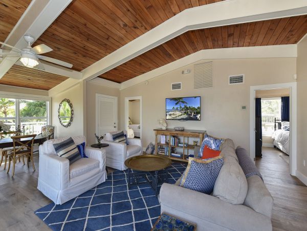 Oceanfront Islamorada Vacation Estate Seven Bedrooms