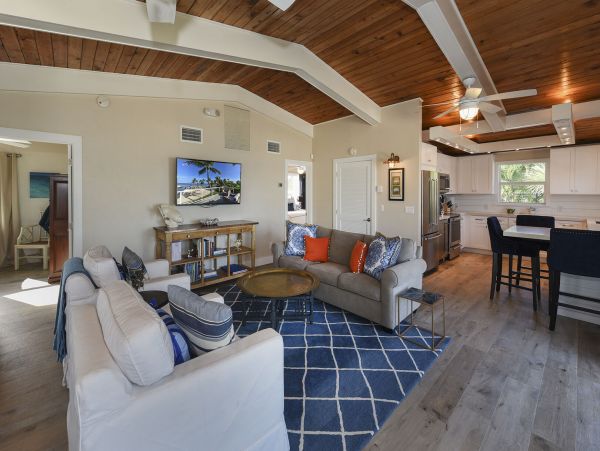 Oceanfront Islamorada Vacation Estate Seven Bedrooms