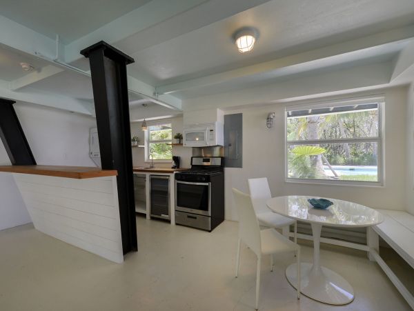 Oceanfront Islamorada Vacation Estate Seven Bedrooms