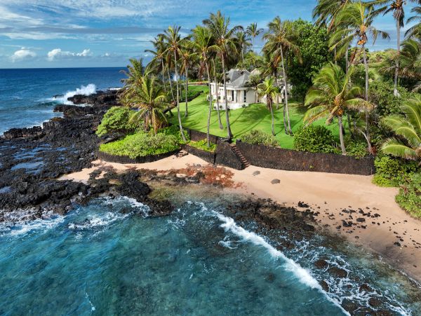 World Class Luxury One of the Islands Most Sought After Rentals