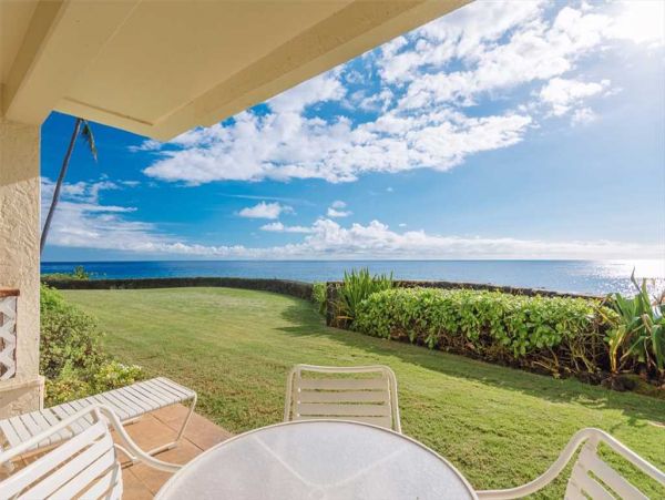 Two Bedroom Vacation Condo World Class Location