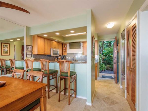 Two Bedroom Vacation Condo World Class Location