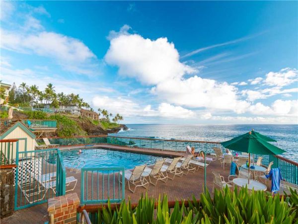 Two Bedroom Vacation Condo World Class Location