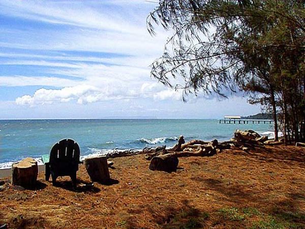 Kauai Oceanfront Four Bedroom Vacation Rental Home