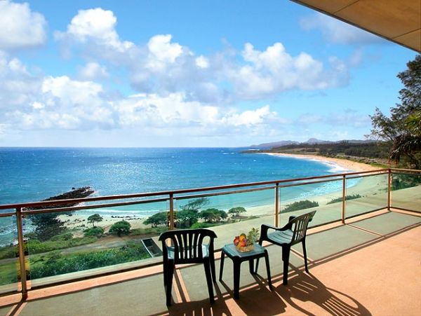 Three Bedroom Oceanfront Home in Kauai