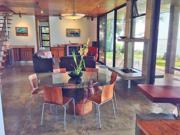Three Bedroom Oceanfront Home in Kauai