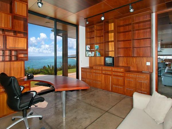 Three Bedroom Oceanfront Home in Kauai