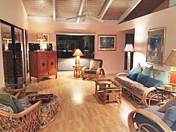 Princeville Home 957781