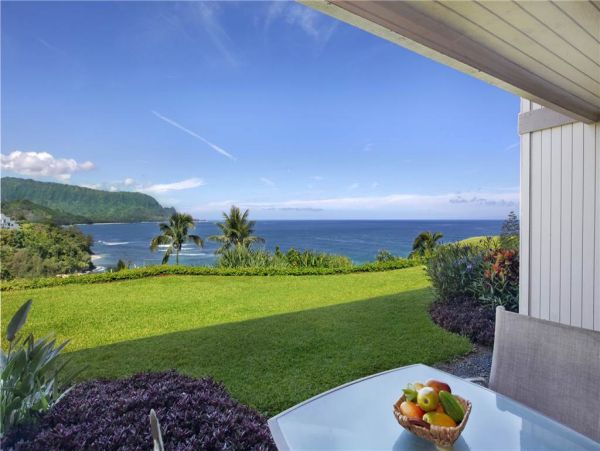 Oceanfront Escape with Sweeping Hanalei Views