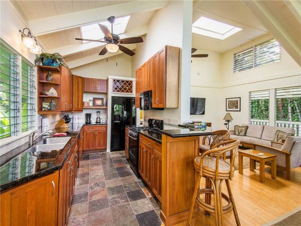 Princeville Home 957795