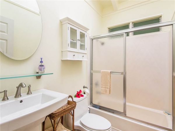 Princeville Home 957795