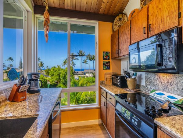 Princeville Vacation Rental - Kauai Ocean View Condo with Resort Amenities