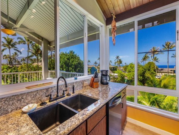 Princeville Vacation Rental - Kauai Ocean View Condo with Resort Amenities