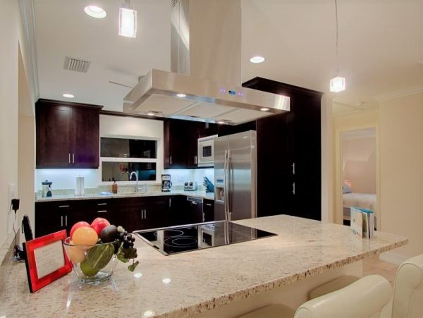 Fort Myers Vacation Rental Home with Private Pool Sleeps 6